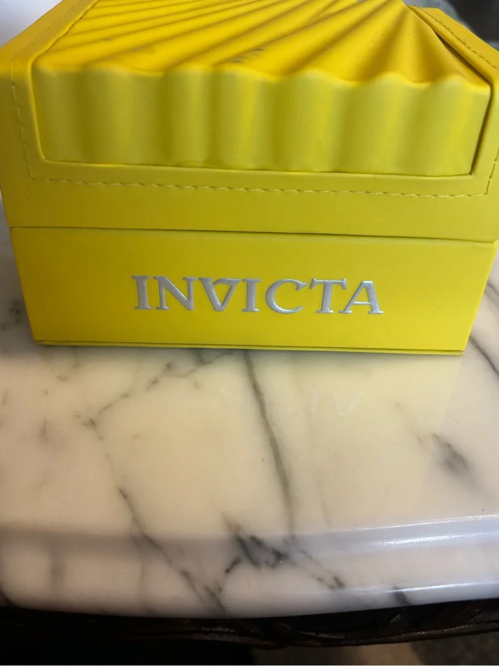 Men’s Invicta Diver Pro-Silver Stainless Steel Watch, Retired NWT & Box.